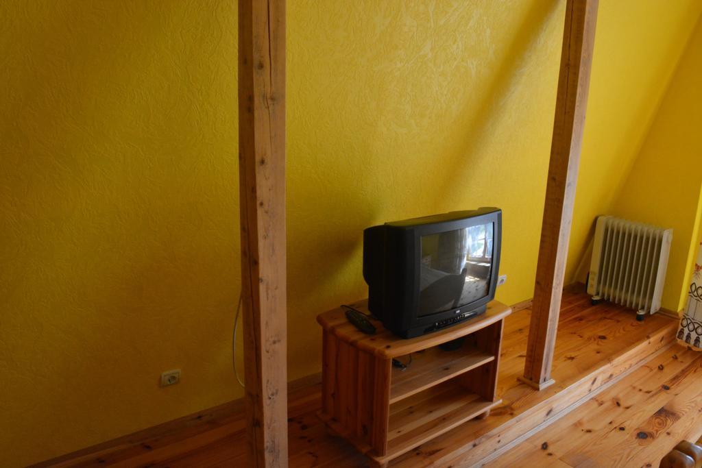 Hotel Viesu Nams Pupoli Dundaga Zimmer foto